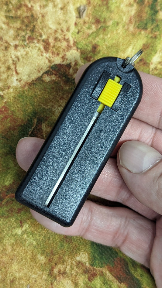 SOG JAPANESE EZ KNIFE ZIPPER PULL