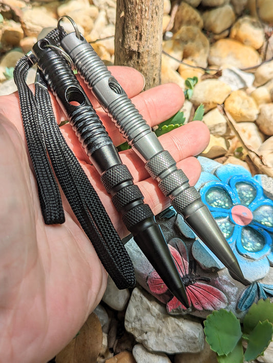 BLACK SELF DEFENSE PUSH SPIKE KUBATON