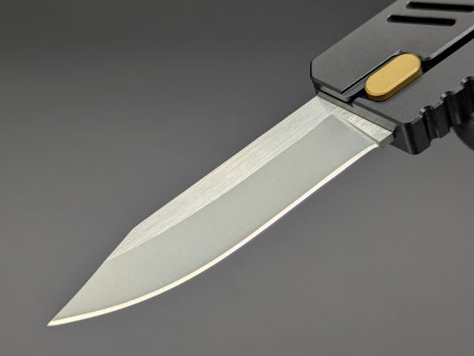 BLACK EDC CPM-154 GRAVITY UTILITY KNIFE