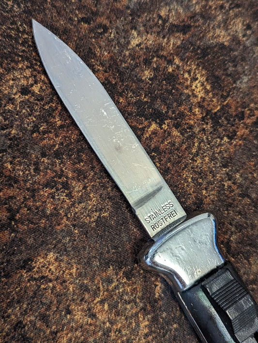 Vintage NATO MILITARY D/A OTF Knife Green Camo