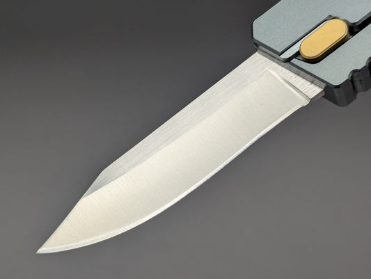 GREY EDC CPM-154 GRAVITY UTILITY KNIFE