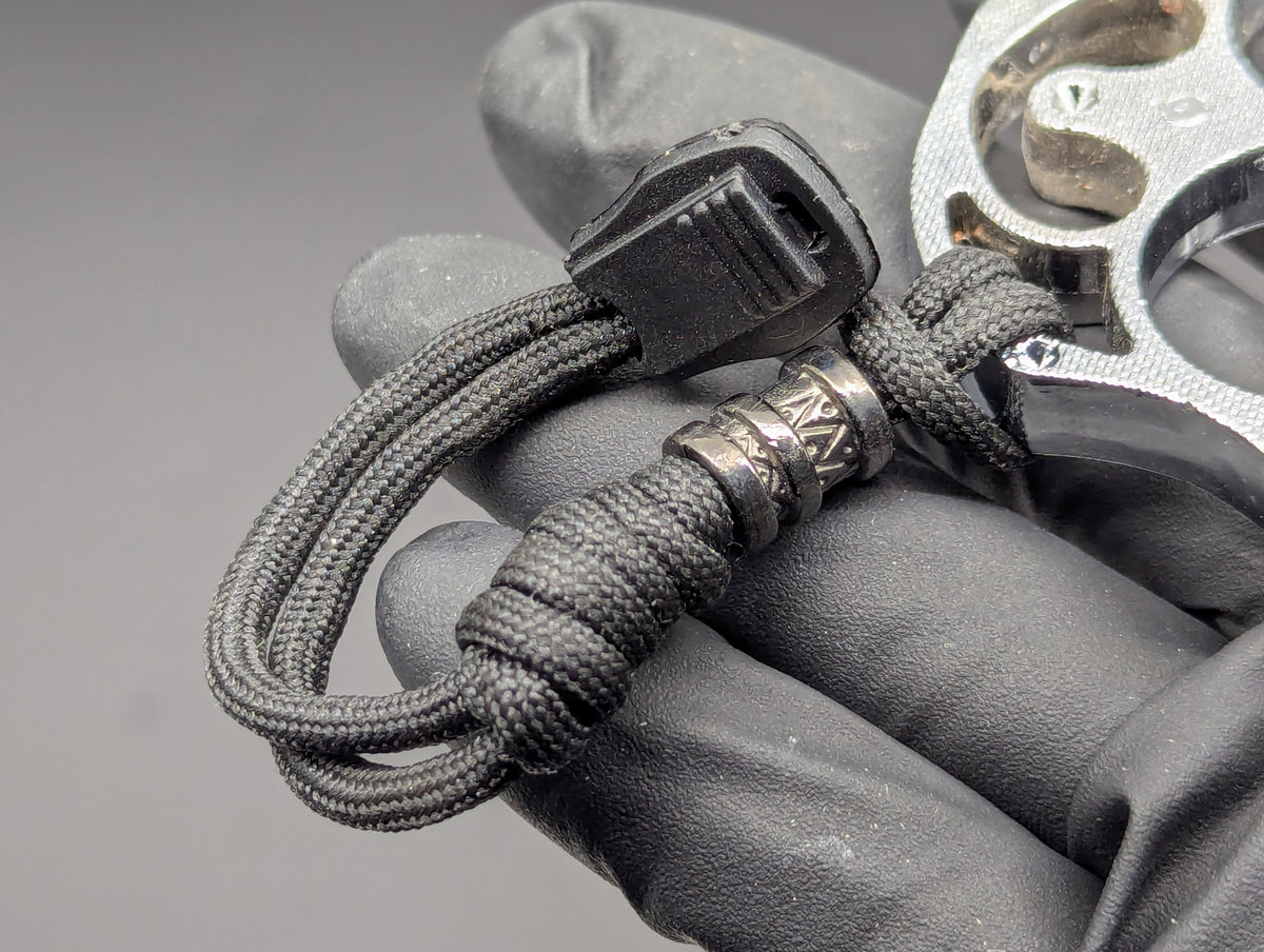 SMALL 2FK KNUCKLE DUSTER w/ LANYARD