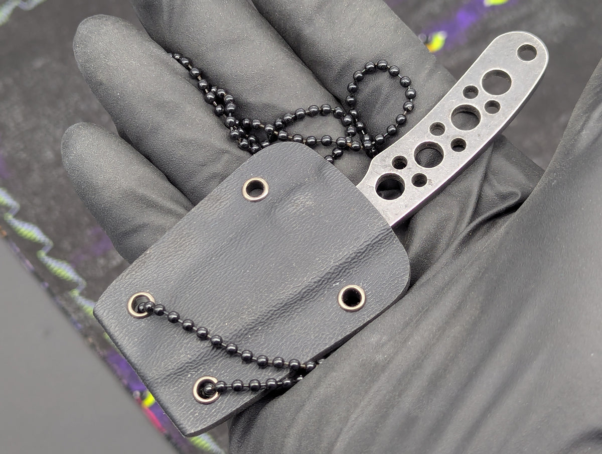 4.25" STONEWASHED FULL TANG MINI NECK KNIFE