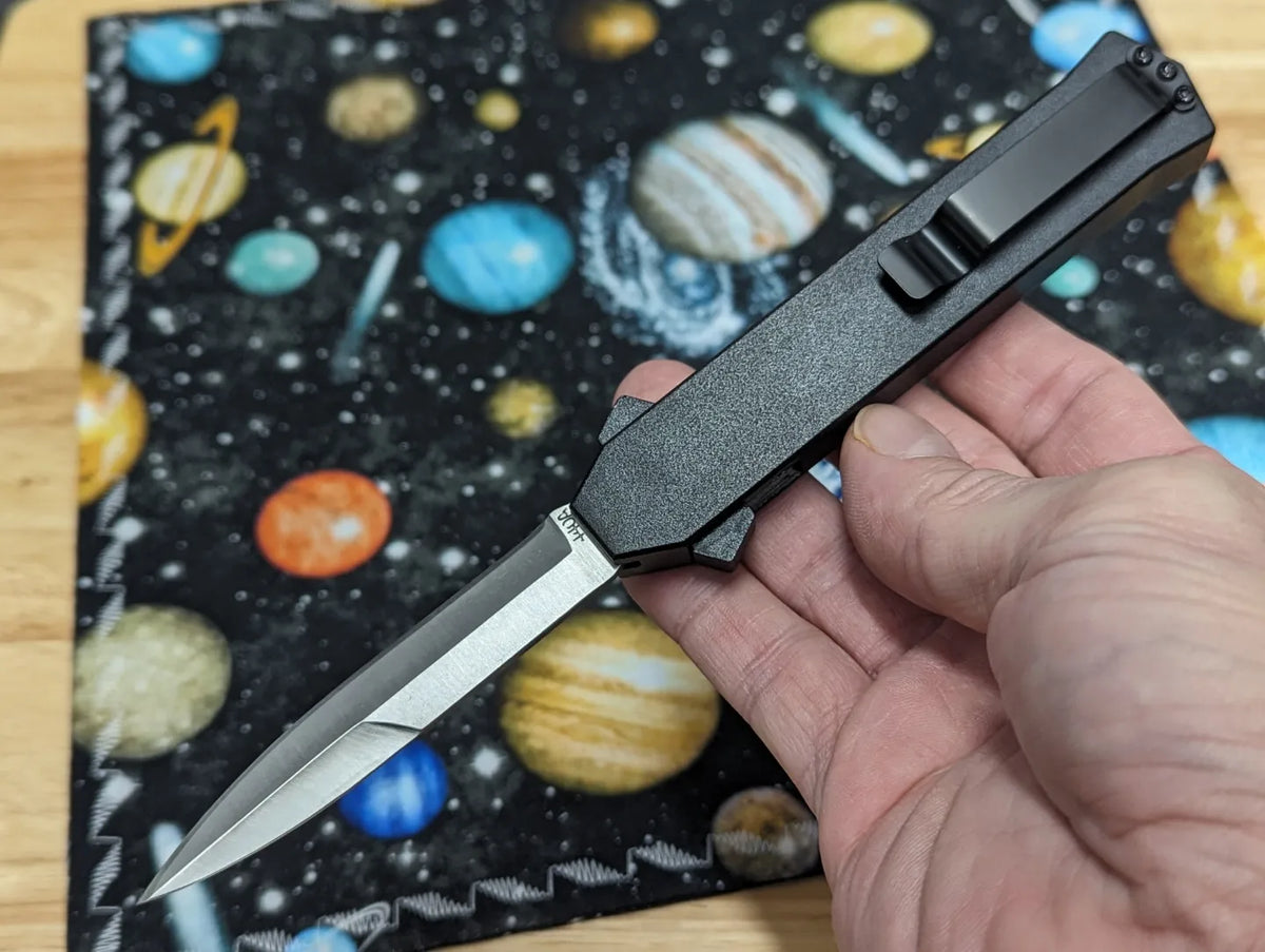 BLACK S/E AKC ITALY F-16 DUAL ACTION OTF KNIFE