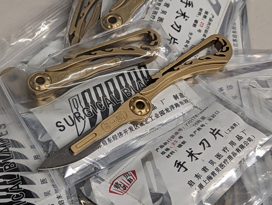 BRASS POCKET FOLDING UTILITY SCALPEL