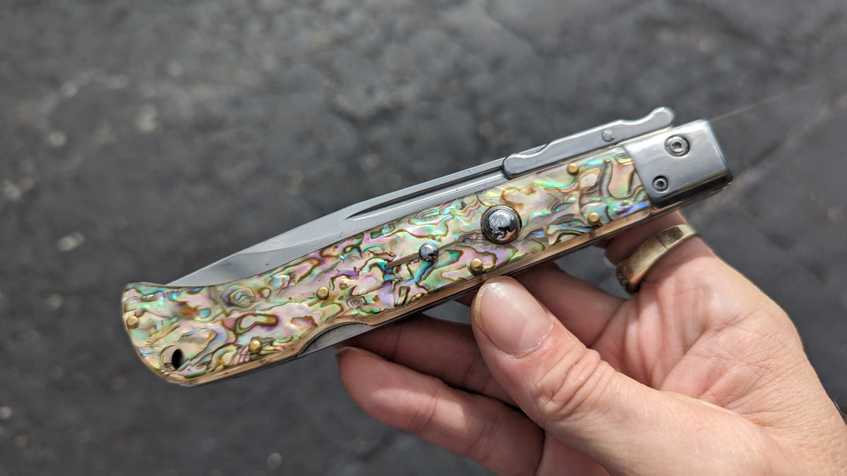 AKC WORLD 11" FAUX ABALONE ROMA SWINGUARD