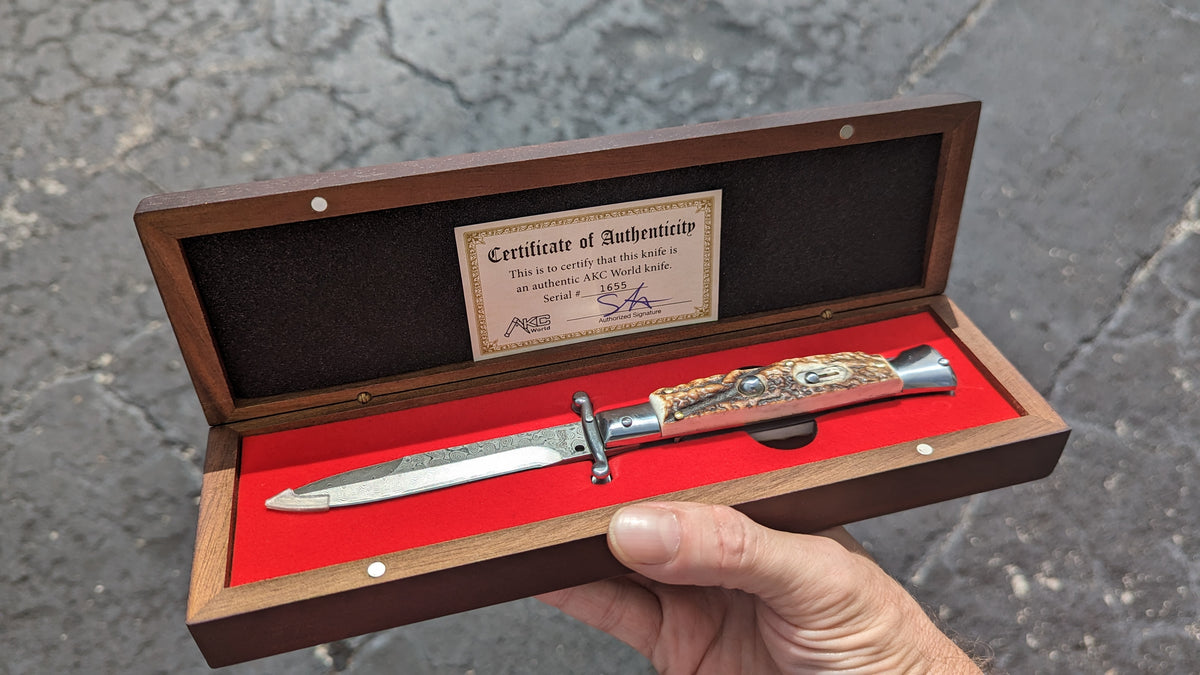 AKC WORLD ITALY 9" STAG HORN DAMASCUS SWINGUARD BOXED SET
