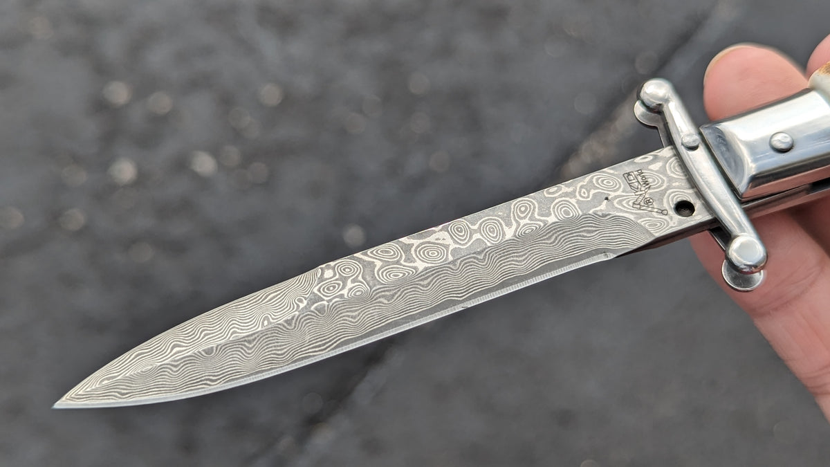 AKC WORLD ITALY 9" STAG HORN DAMASCUS SWINGUARD BOXED SET
