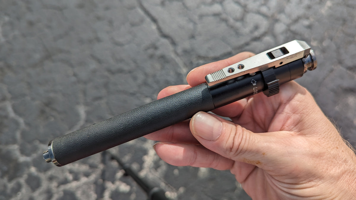 15" AUTOMATIC OPENING SECURITY BATON