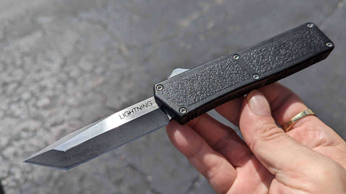 Taiwan Lightning OTF Black 2-Tone Plain Edge Tanto Blade