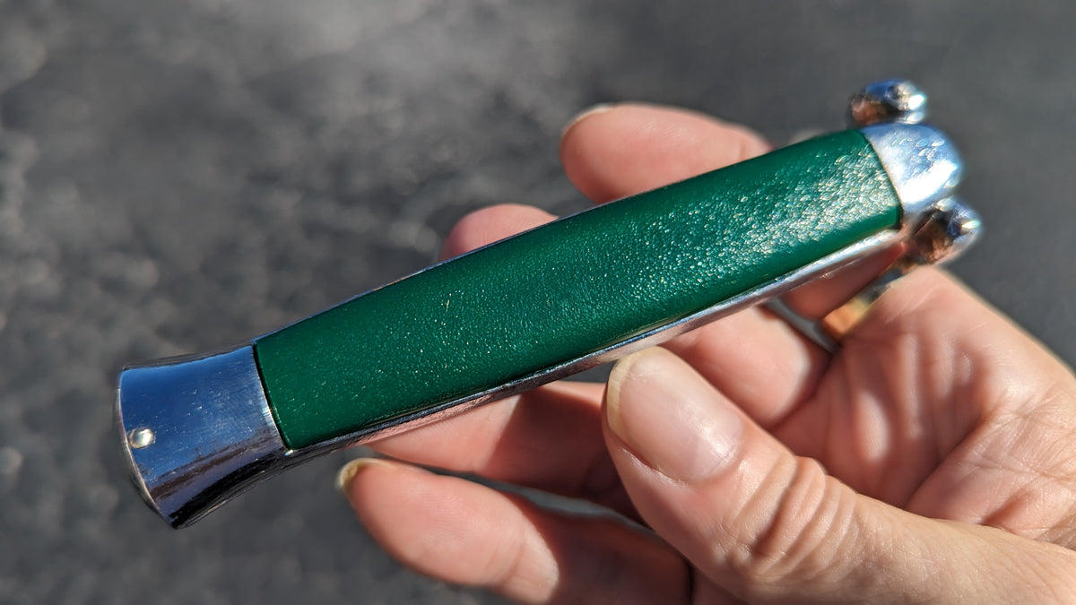 VINTAGE 80'S GREEN "SUPER-AUTOMATIC" OTF KNIFE