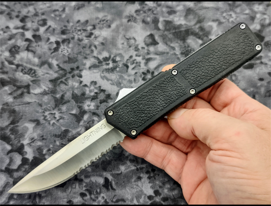 Lightning OTF Knife Black Part Serr. Drop Point Stainless