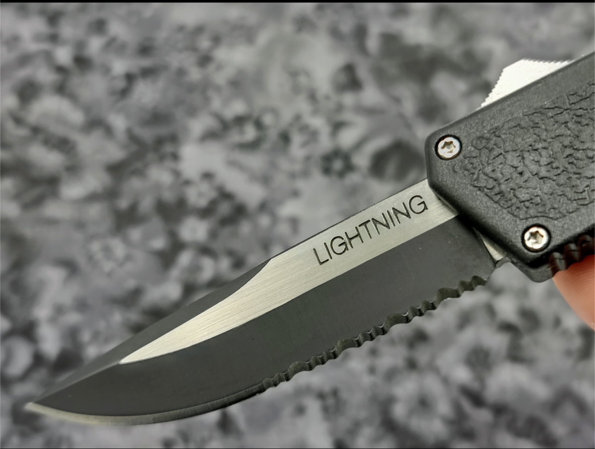 Lightning OTF Knife Black Part Serr. 2-Tone Drop Point