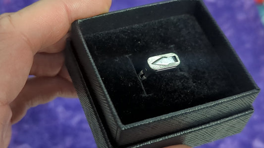 AUTOMATIC BLADE SELF DEFENSE RING