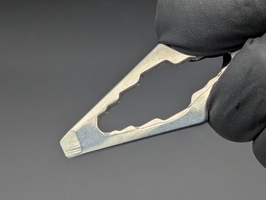 STAINLESS STEEL PUSH PRY MULTI TOOL