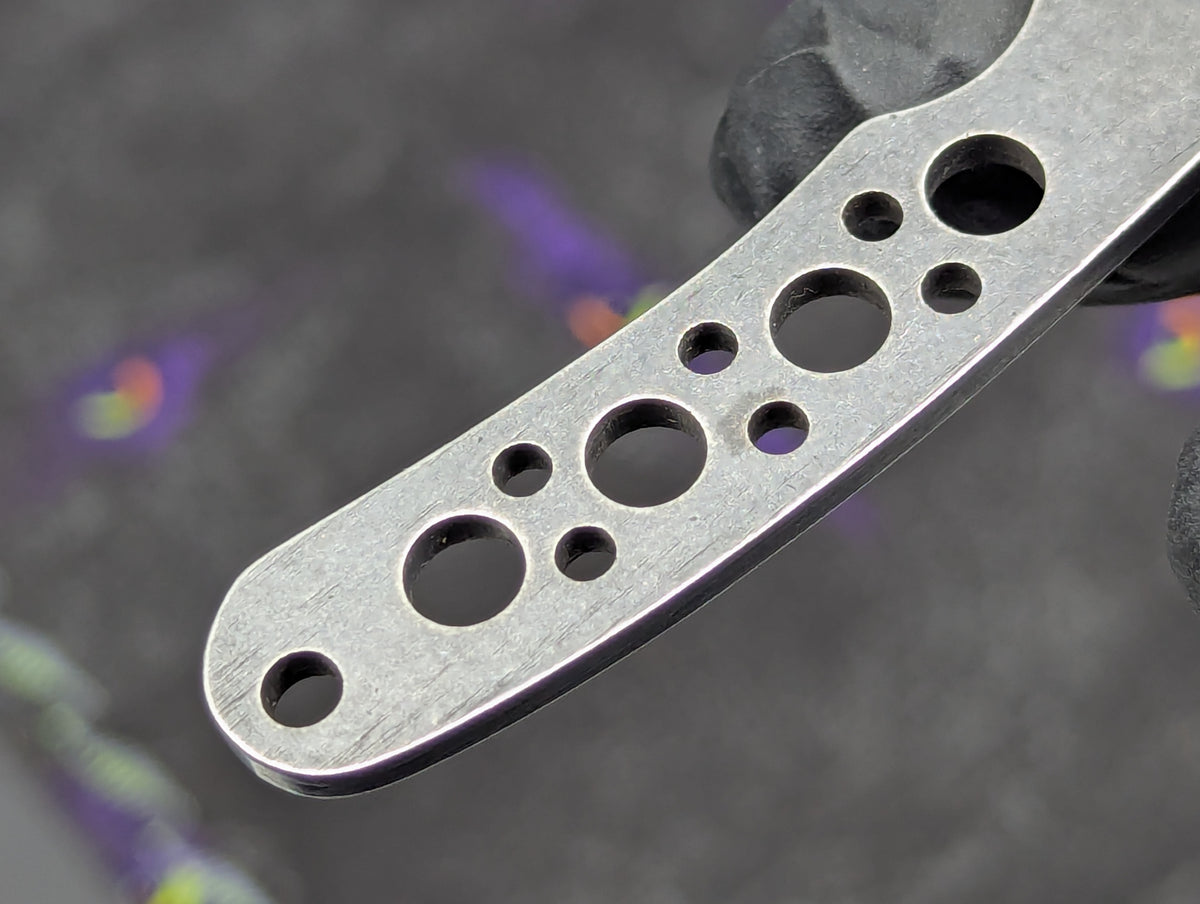 4.25" STONEWASHED FULL TANG MINI NECK KNIFE