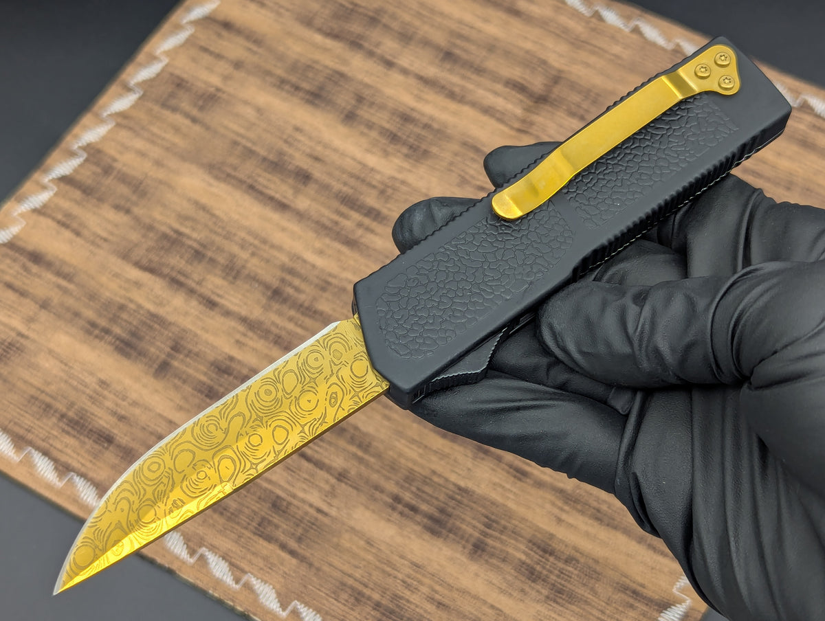 LIGHTNING 2.0 D/A OTF KNIFE GOLD FAUX DAMASCUS
