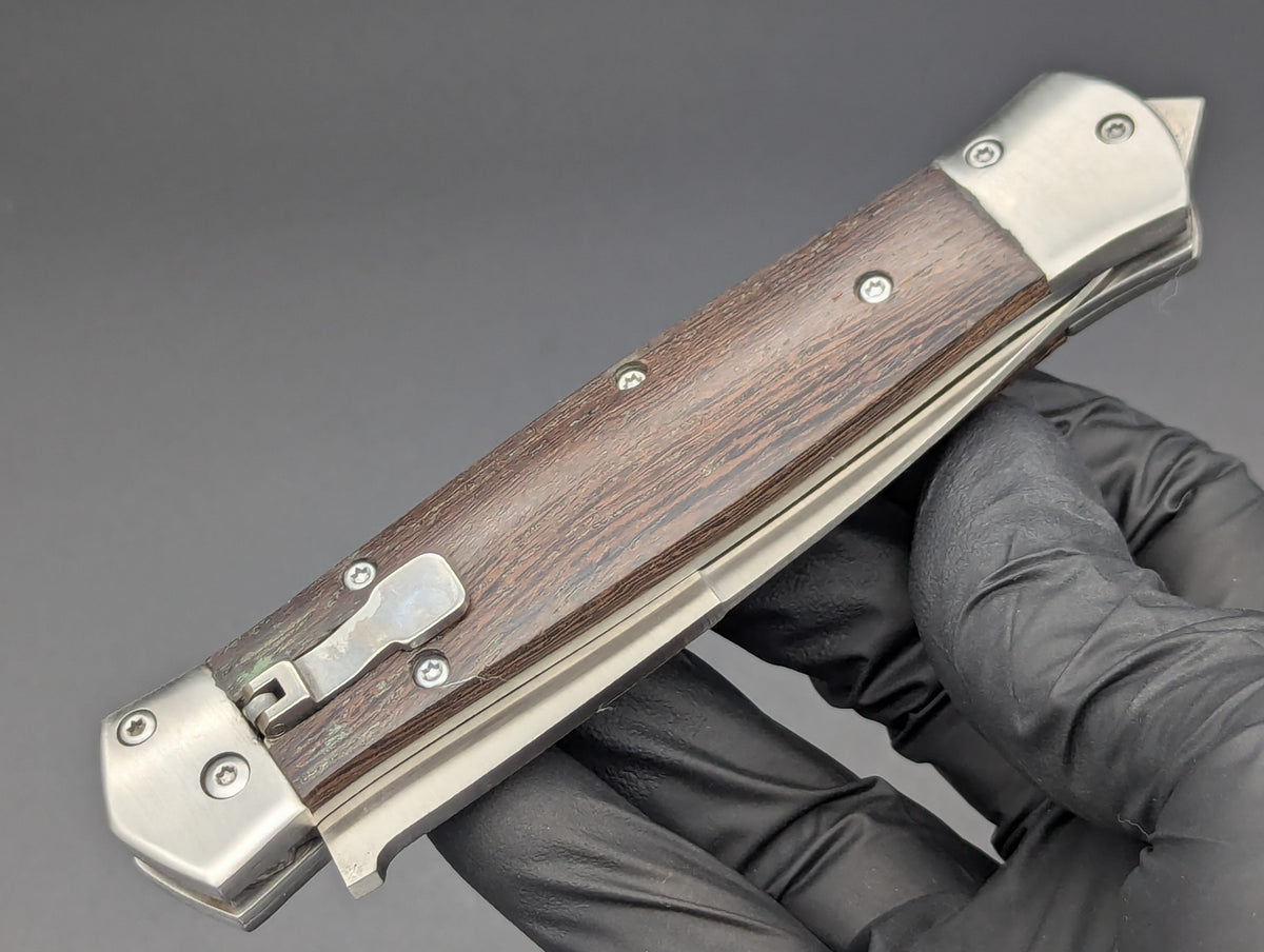 9" SOLID WOOD DAGGER AUTOMATIC LEVERLOCK