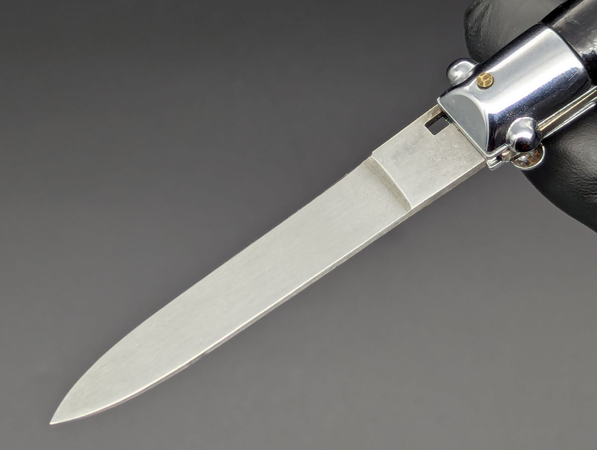 NOS VINTAGE MICKEY EAR RIZZY AUTOMATIC SWITCHBLADE KNIFE