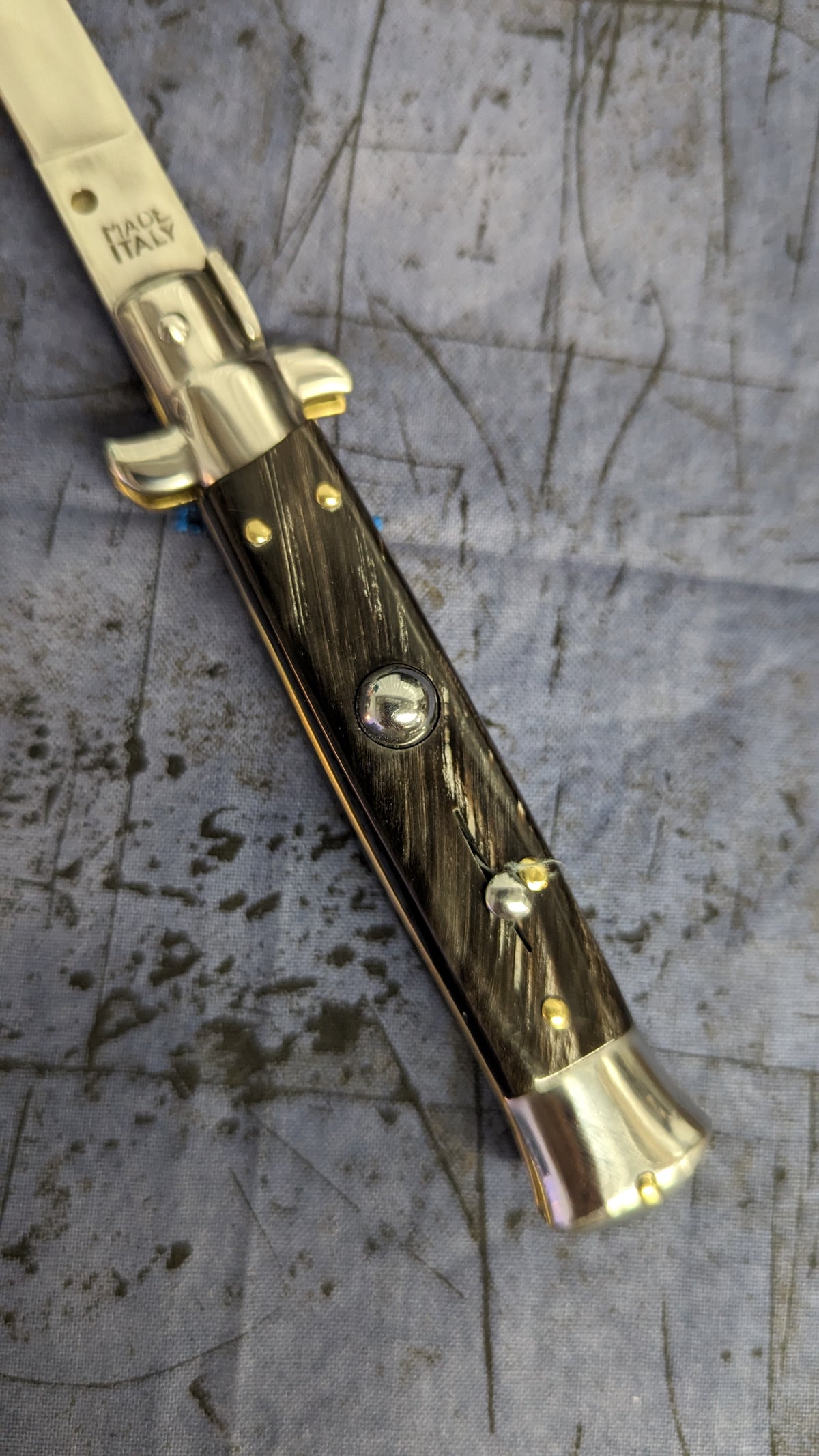 8" OL Buffalo Horn Flat Grind Handmade Italian Stiletto 1