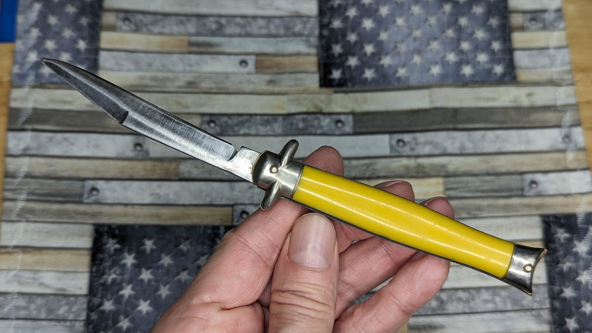 Bright Yellow Antique Shur-Snap USA Pre-Ban Automatic Knife