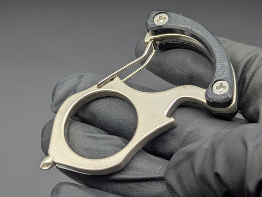 BK G-10 STAINLESS CARABINER SFK GLASS BREAKER KEYRING