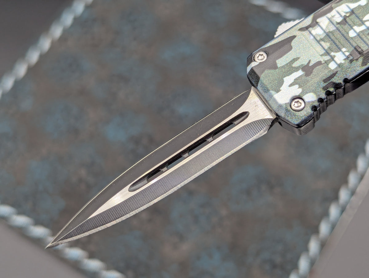 7" Mini Digital Green Camo D/A OTF Knife