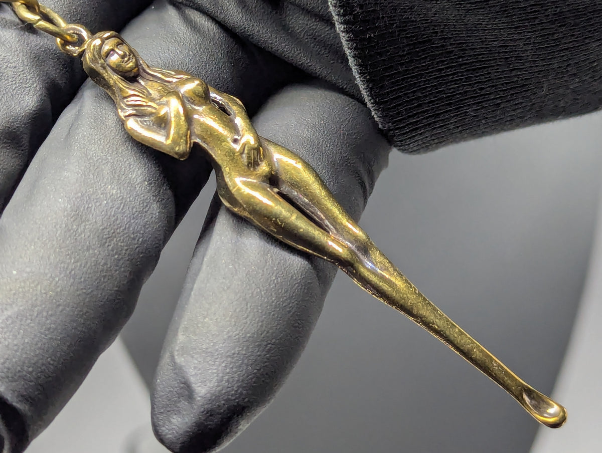 ANCIENT BRONZE BURLESQUE NUDIE TOOTSKI PARTY SPOON KEYRING
