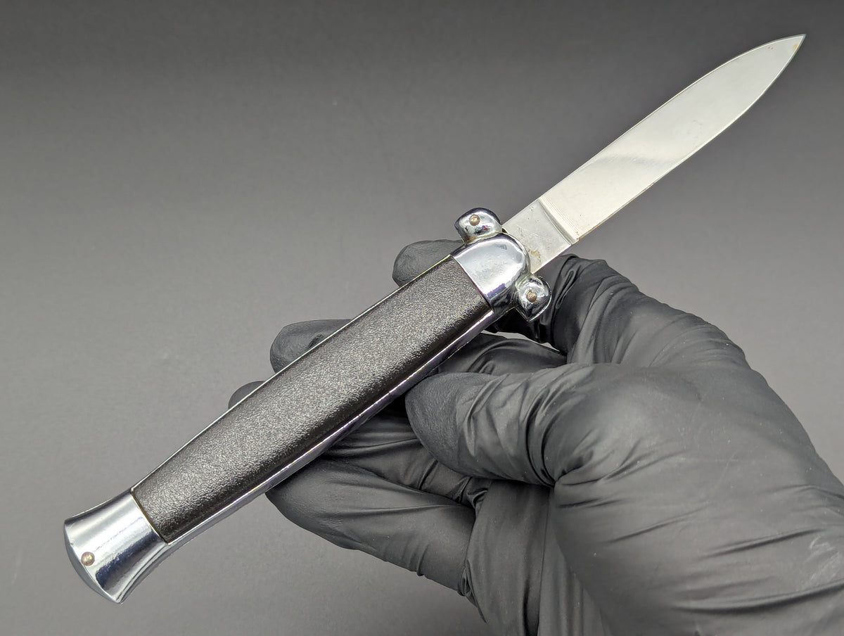 VINTAGE 80'S BLACK "SUPER-AUTOMATIC" OTF KNIFE