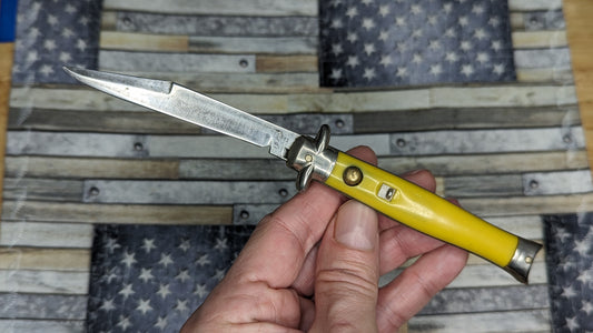 Bright Yellow Antique Shur-Snap USA Pre-Ban Automatic Knife