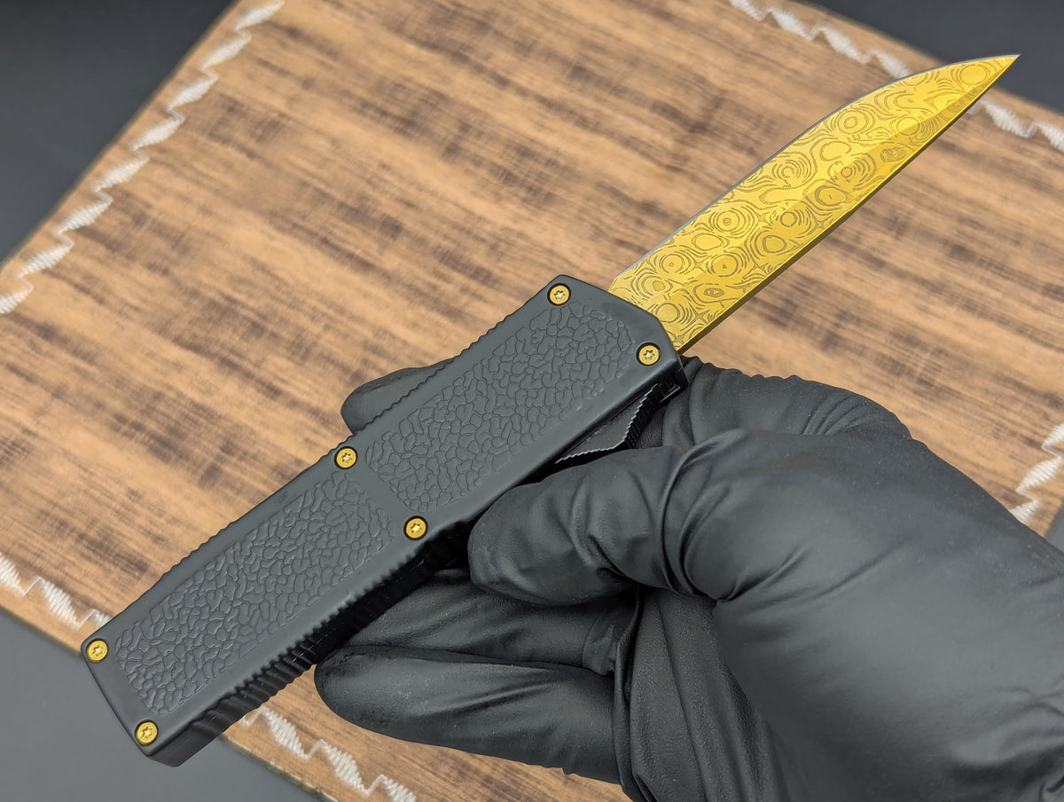 LIGHTNING 2.0 D/A OTF KNIFE GOLD FAUX DAMASCUS