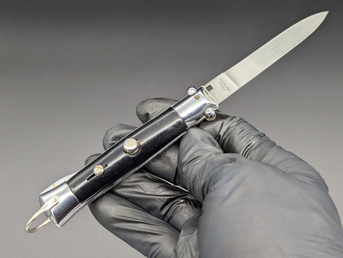 NOS VINTAGE MICKEY EAR RIZZY AUTOMATIC SWITCHBLADE KNIFE