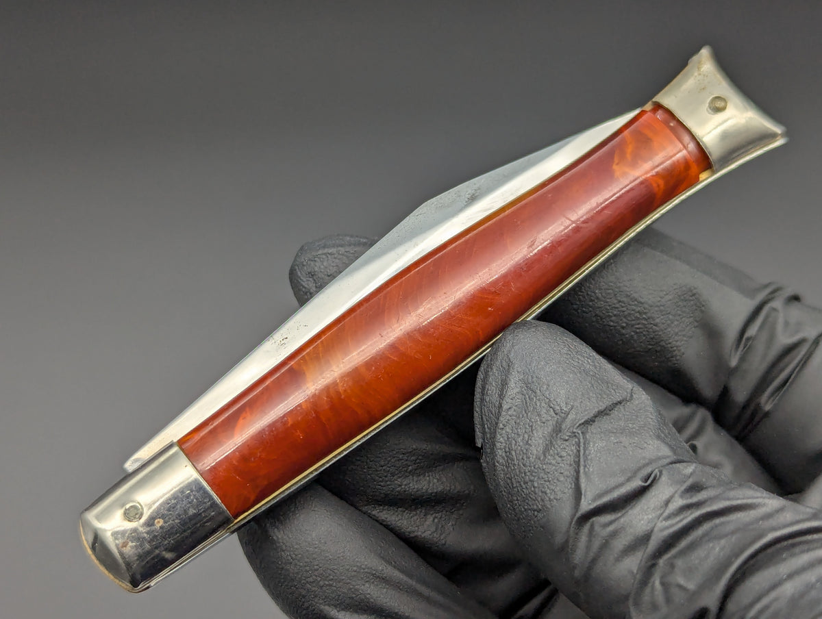 RED SWIRL SHUR-SNAP COLONIAL USA FISHTAIL SWITCHBLADE