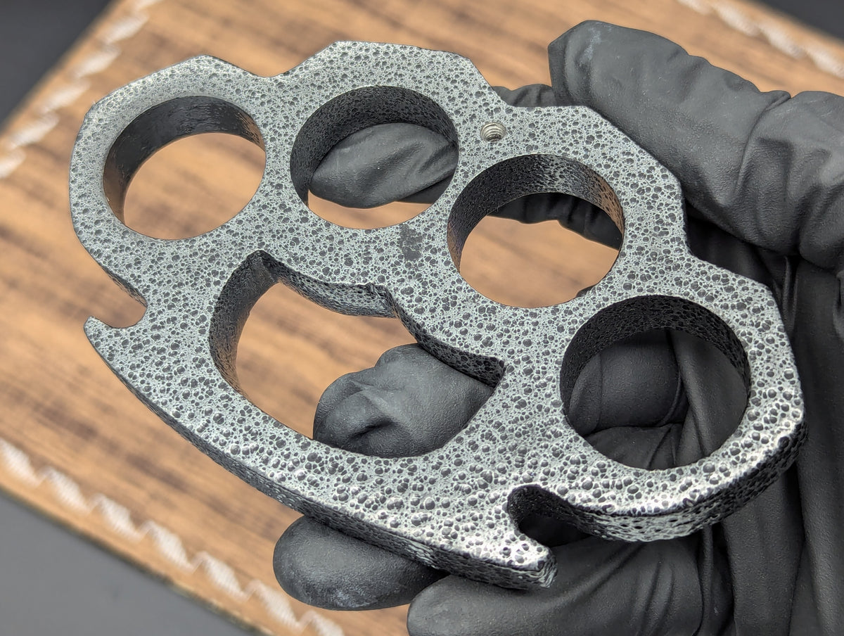 12 oz Casted Iron Battle Worn Knuckle Dusters
