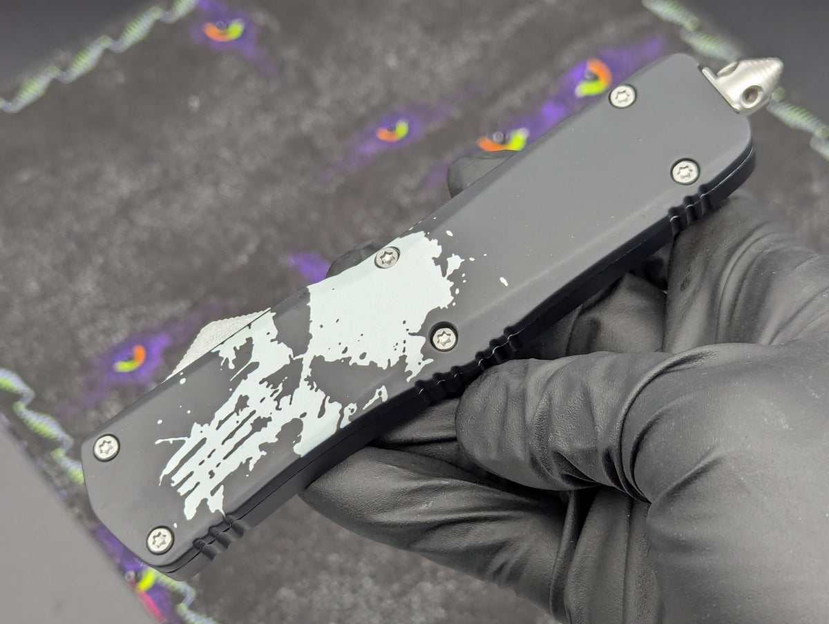 9.25" SKULL CLASSIC D/A OTF KNIFE FAUX DAMASCUS TANTO