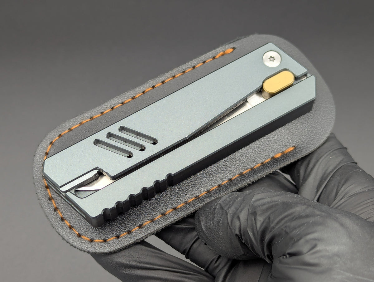 12 PC GREY MEDIUM SIZED GRAVITY KNIVES