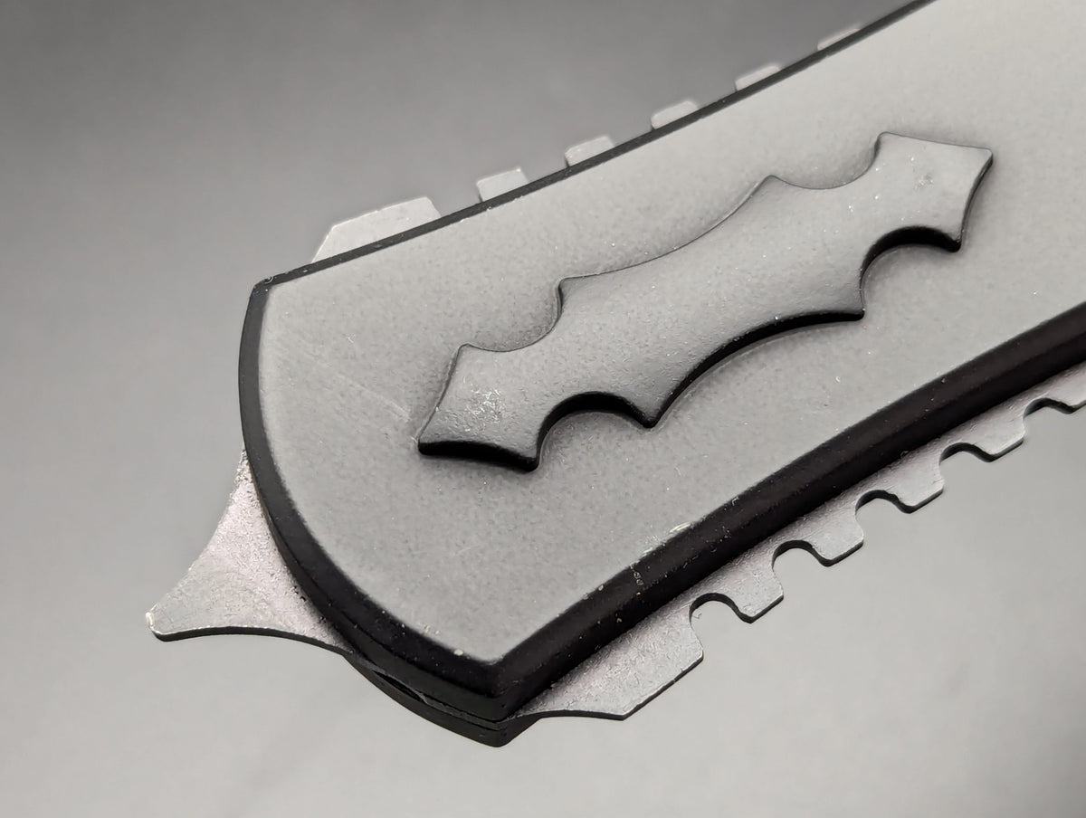 9.5" Diablo Skull D/A OTF Knife