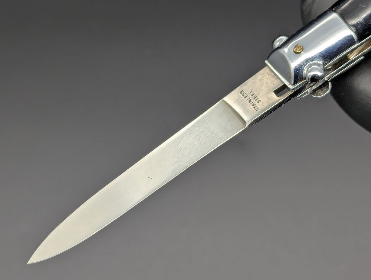 NOS VINTAGE MICKEY EAR RIZZY AUTOMATIC SWITCHBLADE KNIFE