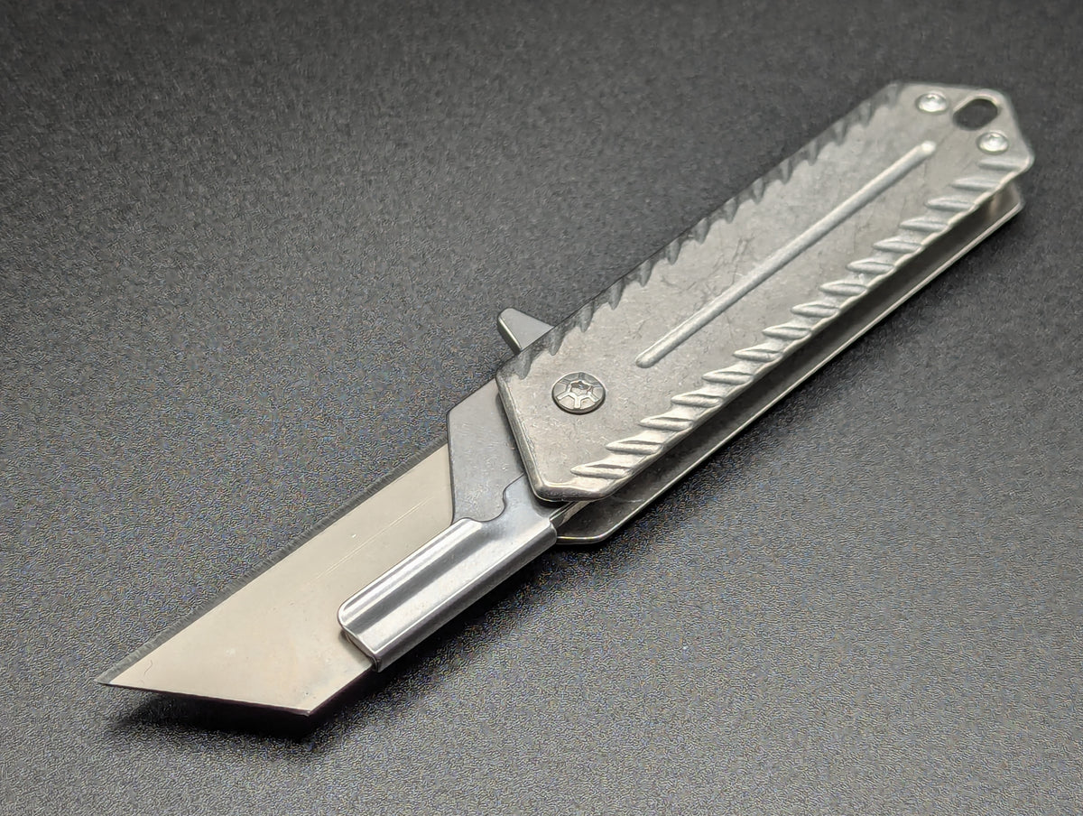 5.5" QUICK OPEN UTILITY RAZOR KNIFE