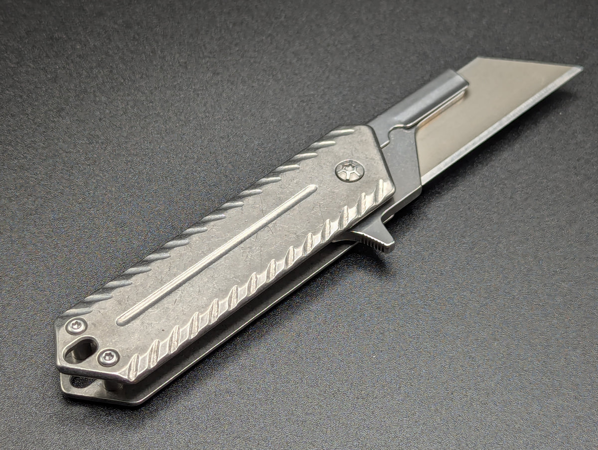 5.5" QUICK OPEN UTILITY RAZOR KNIFE