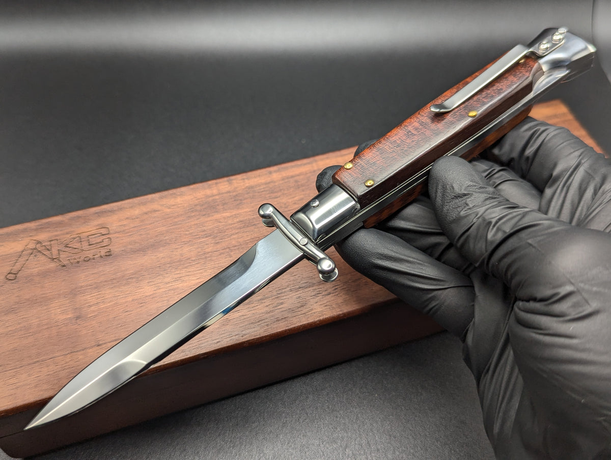 AKC WORLD ITALY 9" SNAKEWOOD SWINGUARD w/ COA