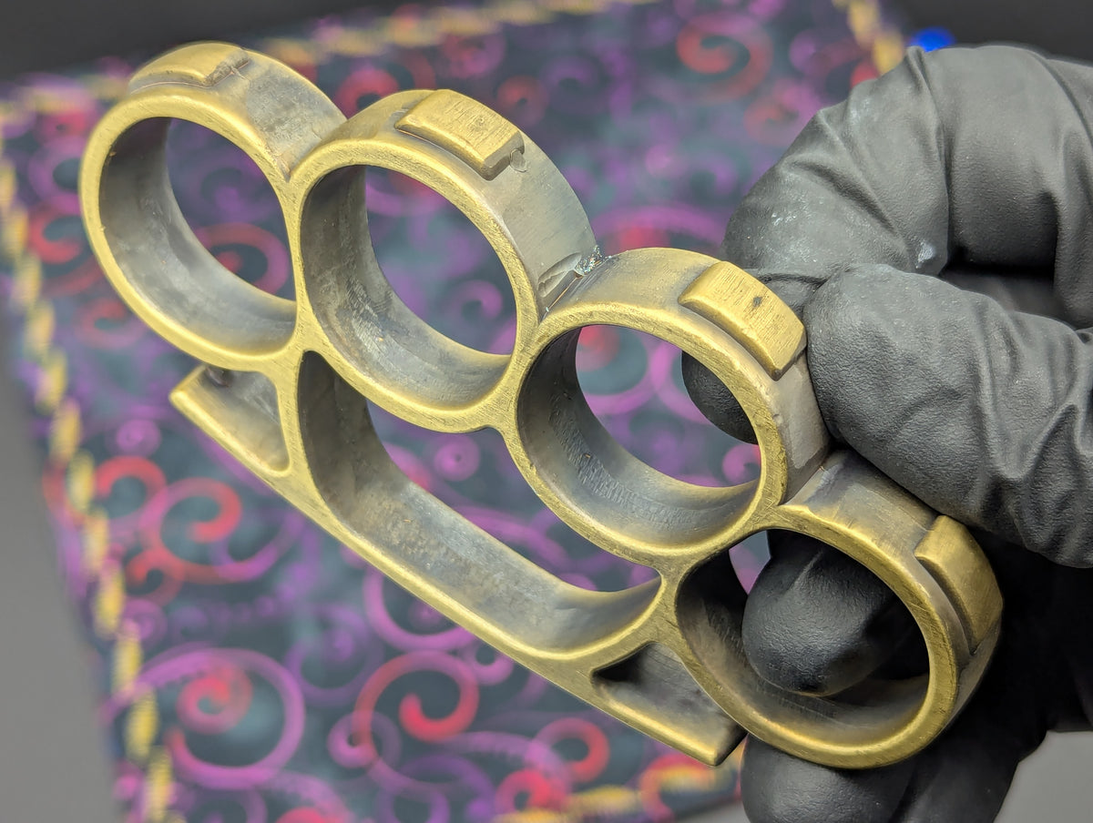 ANTIQUE BRONZE ULTRA SQUARE TOP BRASS KNUCKLE DUSTER