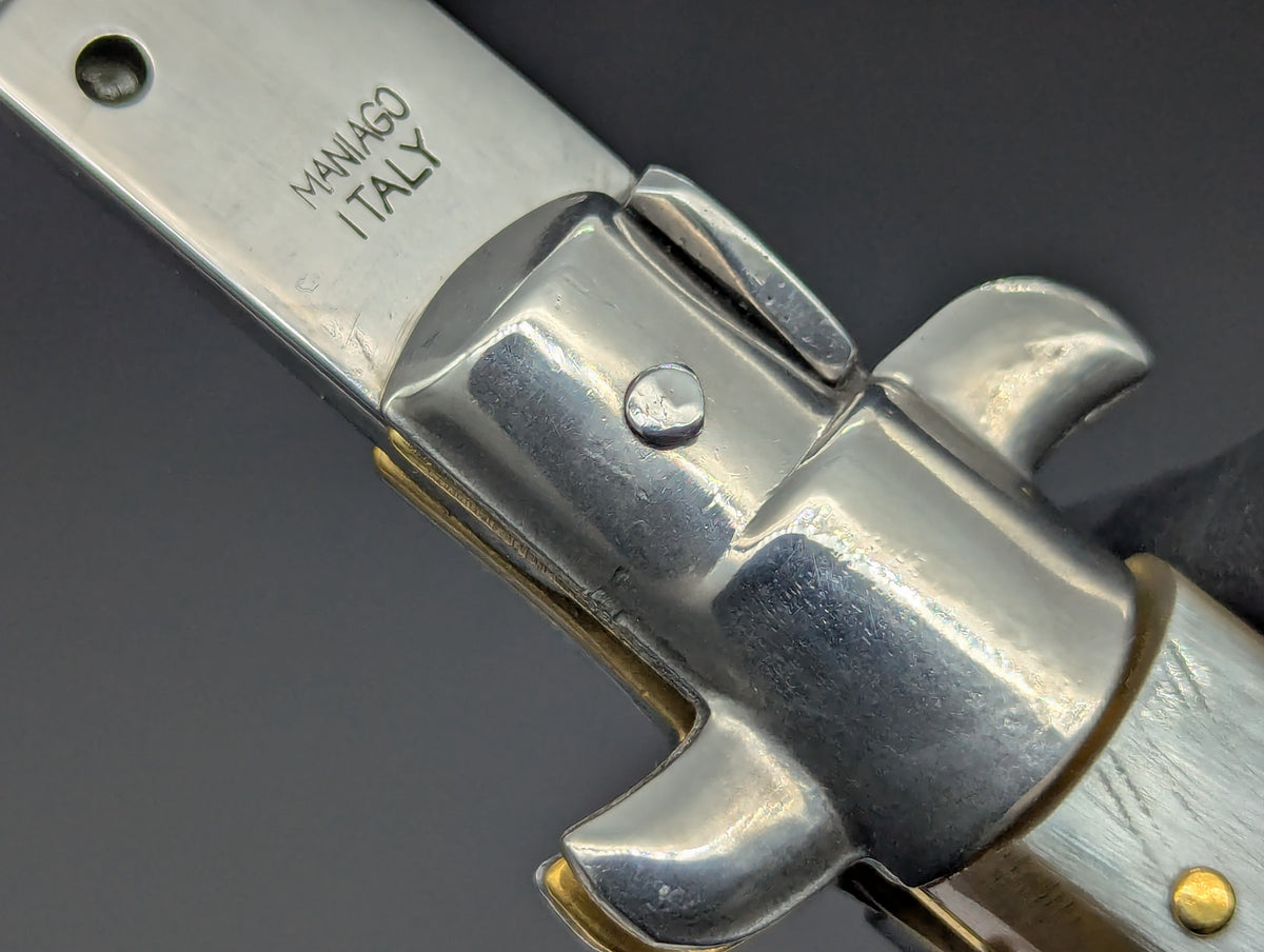 13" MANIAGO ITALY BLONDE HORN SWITCHBLADE ITALIAN STILETTO