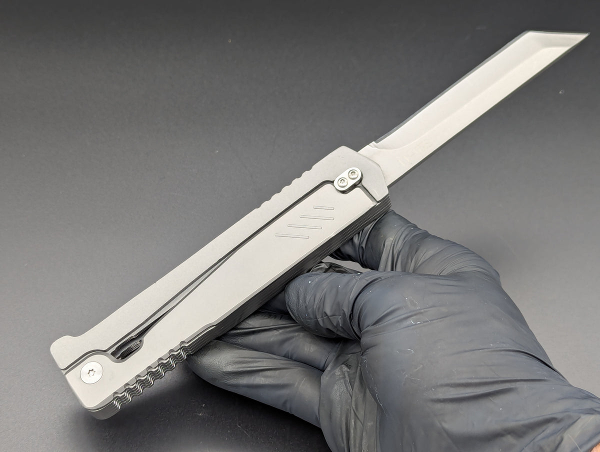 Large Tanto Point Single Edge Gravity Knife