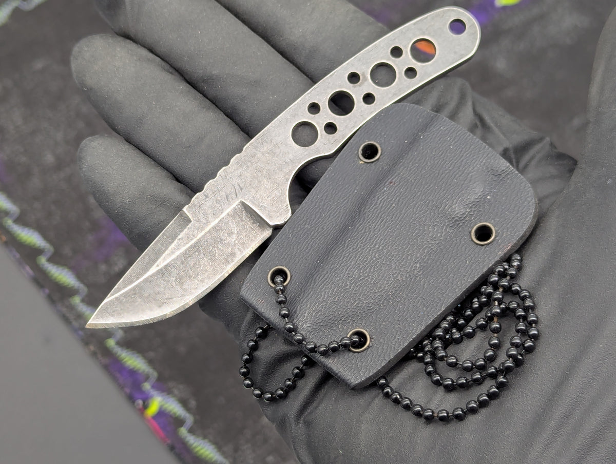 4.25" STONEWASHED FULL TANG MINI NECK KNIFE