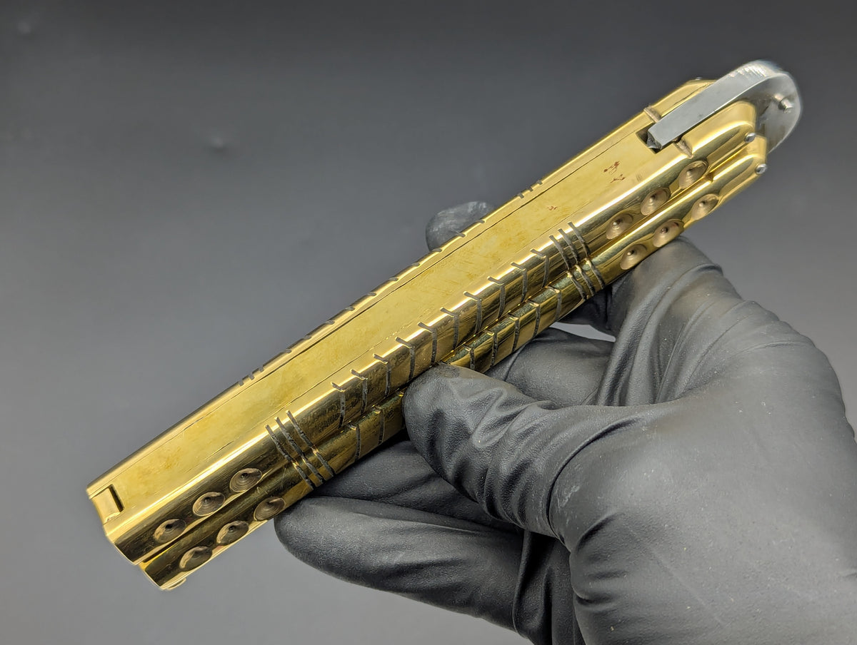 390 GRAM ULTRA HEAVYWEIGHT BRASS FHM BALISONG BLOOD GROOVE CLIP