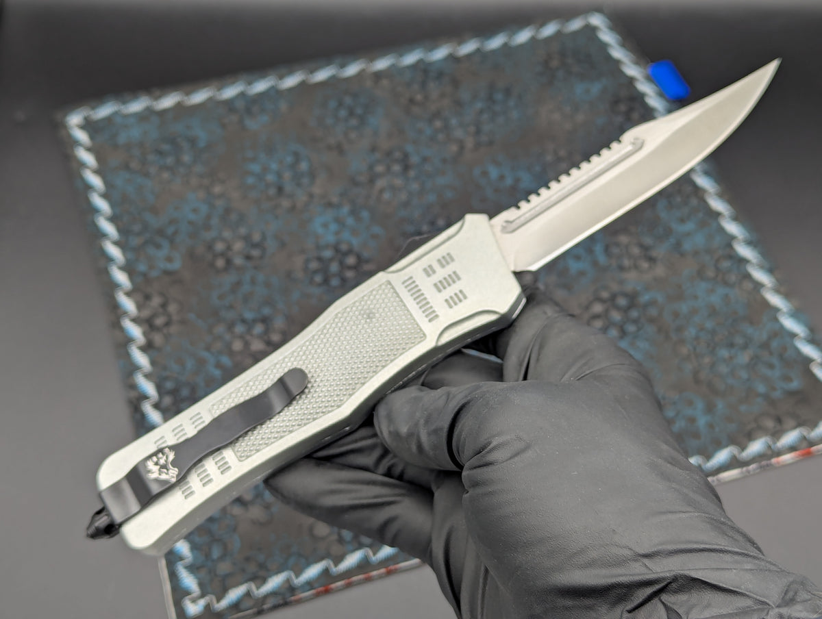 SILVER SHADOW STAINLESS D/A OTF KNIFE RAMBO CLIP