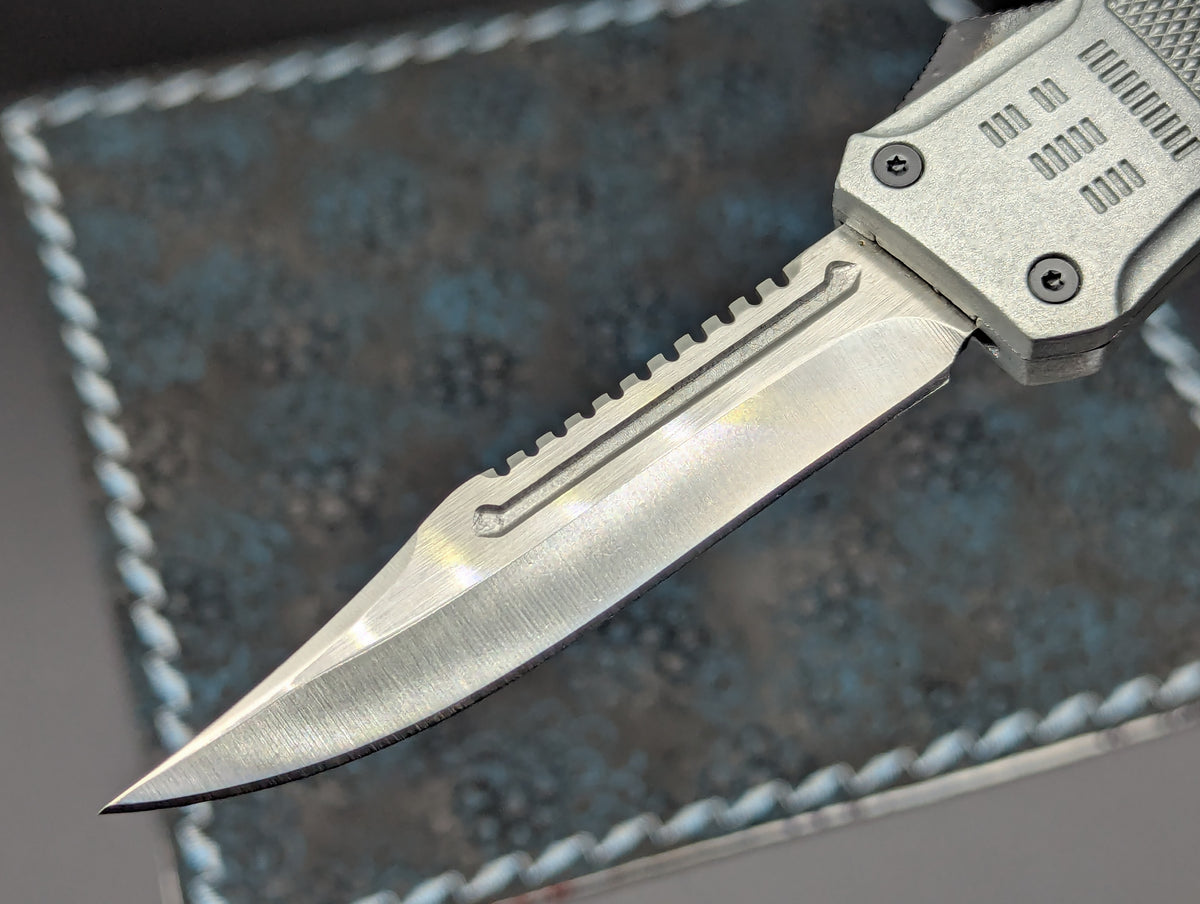 SILVER SHADOW STAINLESS D/A OTF KNIFE RAMBO CLIP