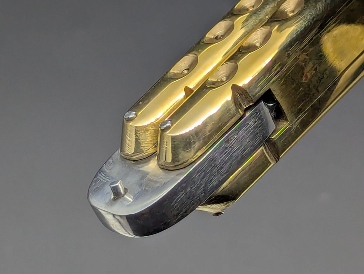 390 GRAM ULTRA HEAVYWEIGHT BRASS FHM BALISONG BLOOD GROOVE CLIP