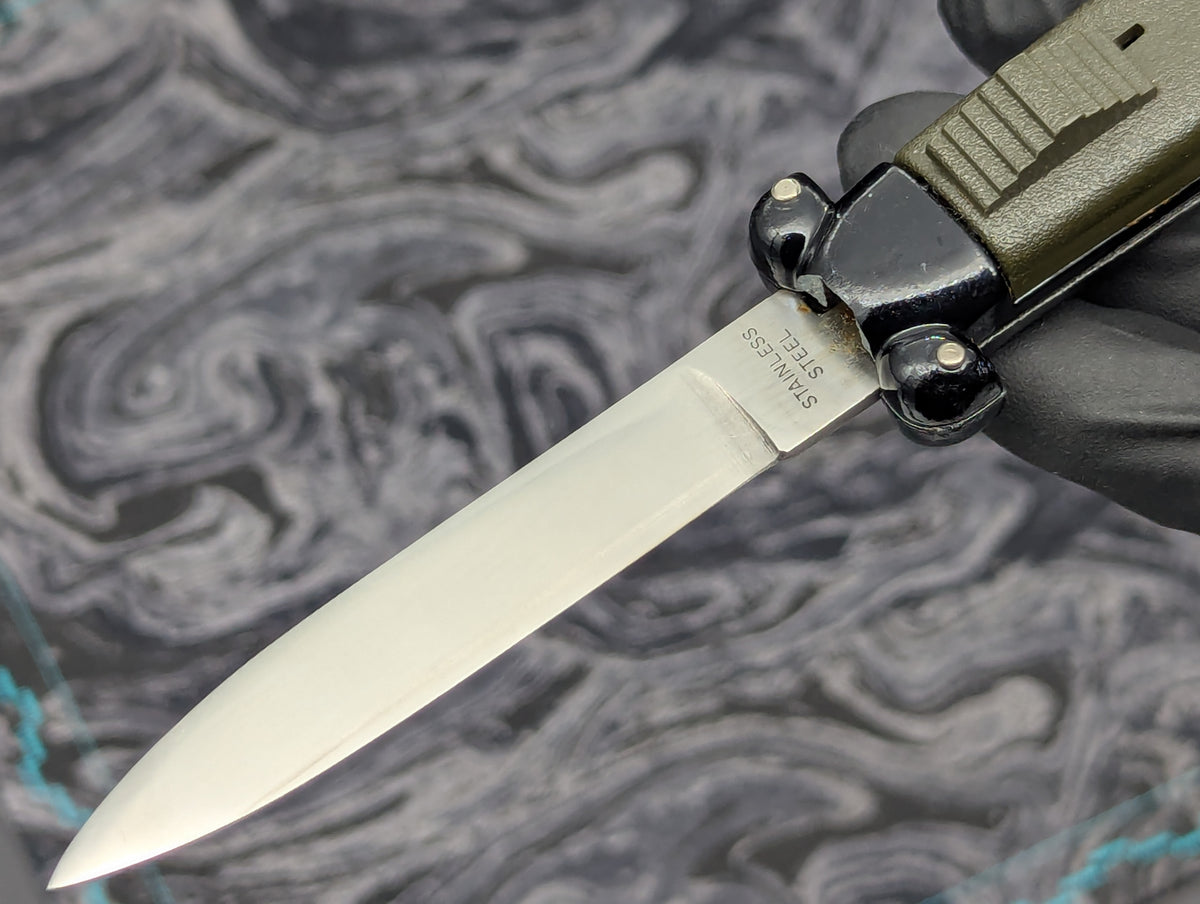 VINTAGE 1980's NATO MILITARY OTF KNIFE BUNNY EAR DRAB GREEN